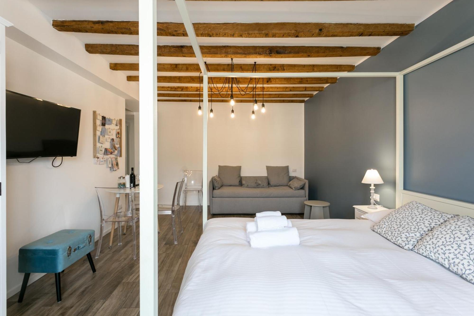 Navigli - Vigevano 45 & Casale 3A Studios Milan Room photo