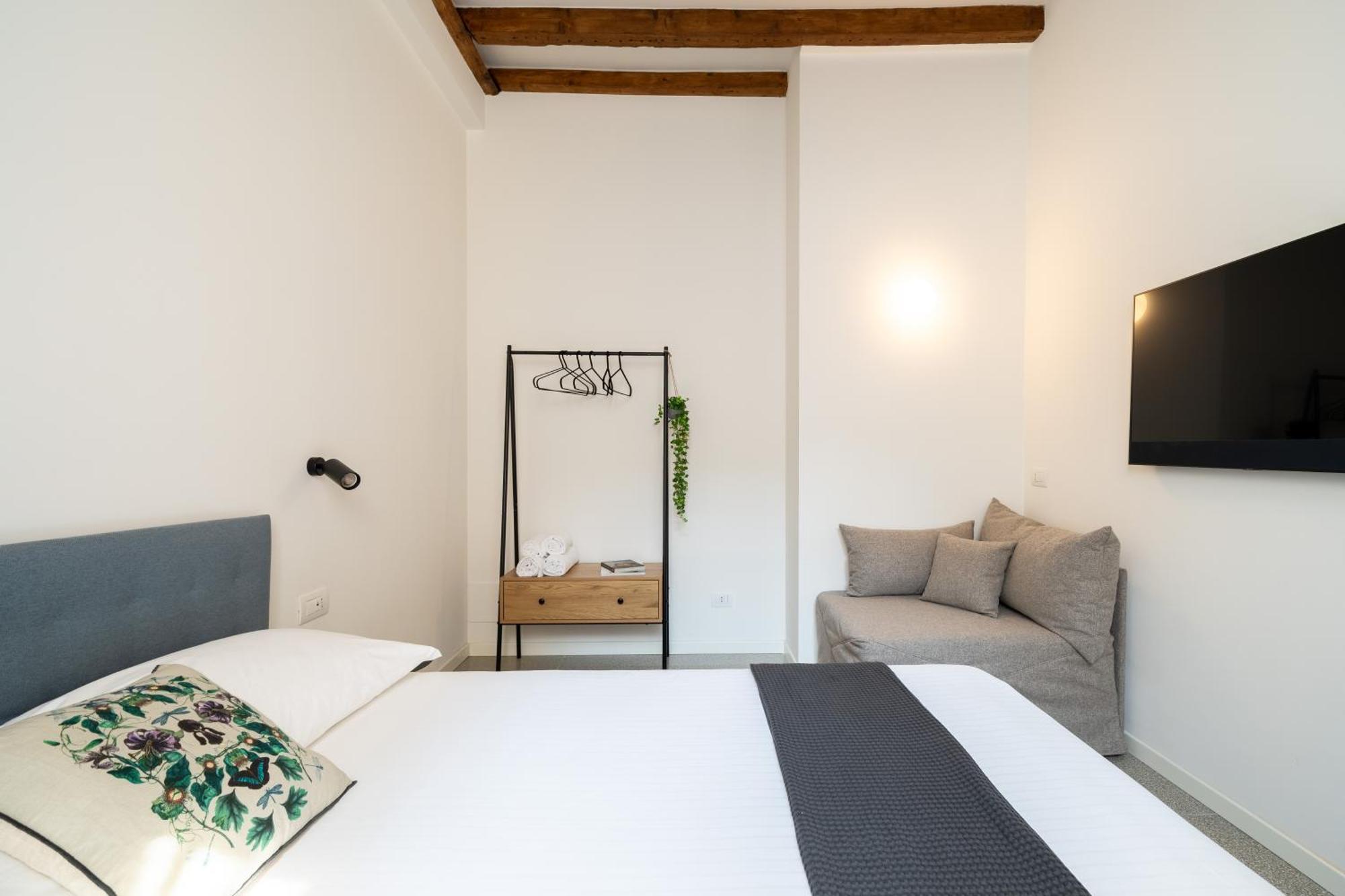 Navigli - Vigevano 45 & Casale 3A Studios Milan Room photo